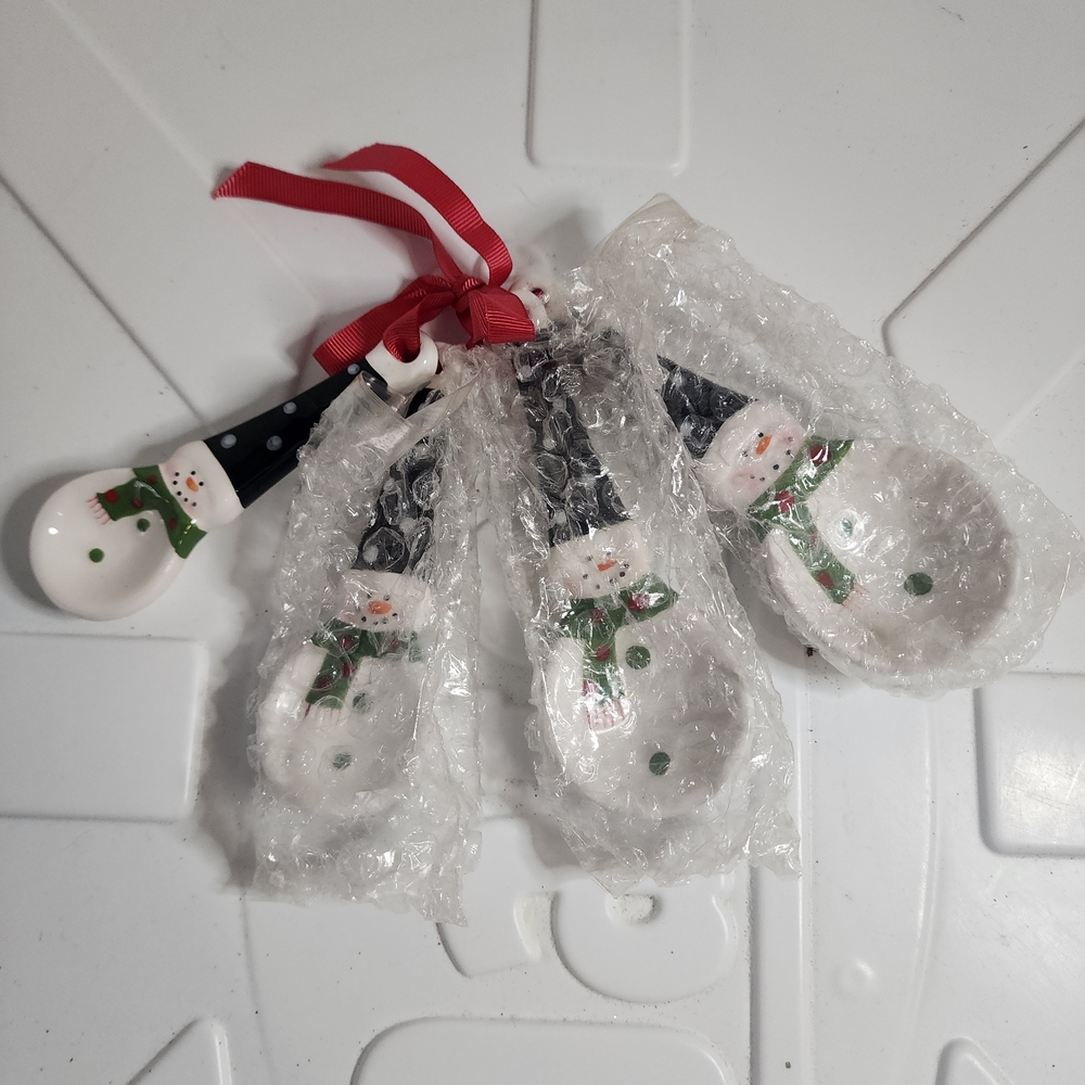 Snowman Ceramic Measuring Spoons with Red Ribbon